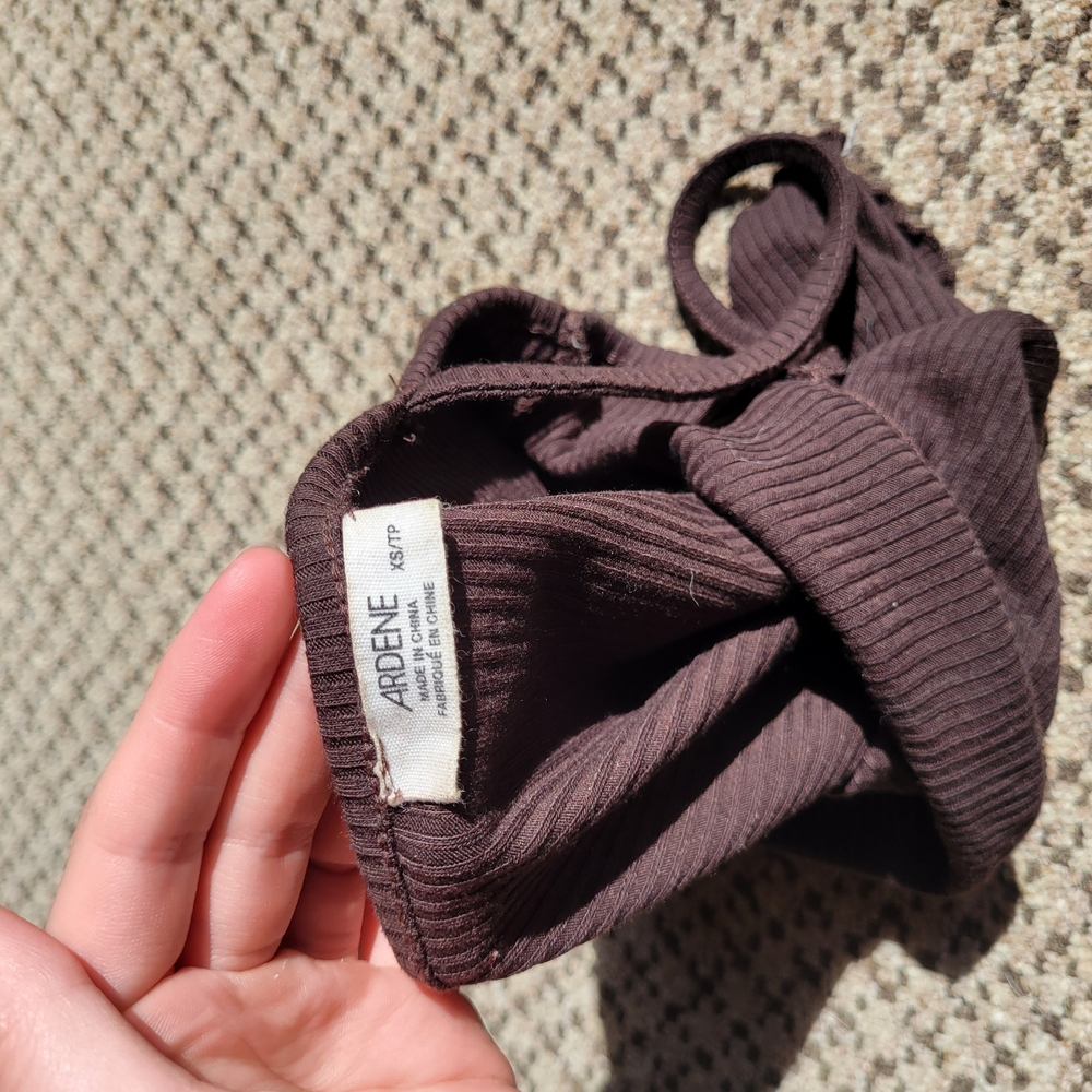 Brown Ribbed Tank - Picture 3 of 3